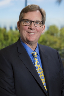 Professional photo of Kevin Sayer, CEO of Dexcom, Inc.