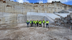 One of the teams at a Marmyk Iliopoulos quarry. Photo courtesy of Stephen Mortensen.