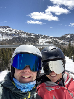 Neil Lundberg and his wife enjoy skiing together. As an ExDM professor, Lundberg strives to craft similar experiential learning opportunities for his students. Photo courtesy of Neil Lundberg.